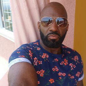 Meet your Posher, Bruce